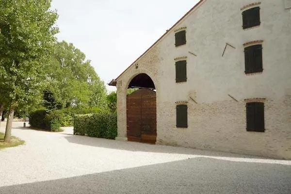 Tenuta Le Risare Bed and Breakfast Campo San Martino 0*,