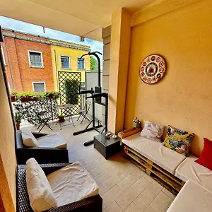 https://rooftop-big-terrace-fiera-milano-portello.it-lombardy.com